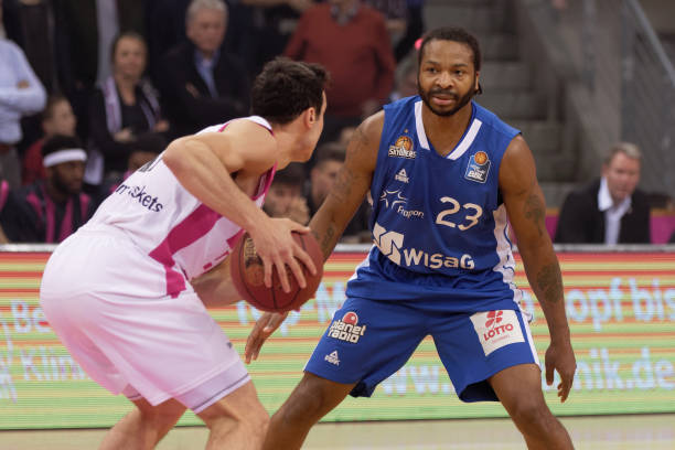 萨内等年轻 萨内等年轻