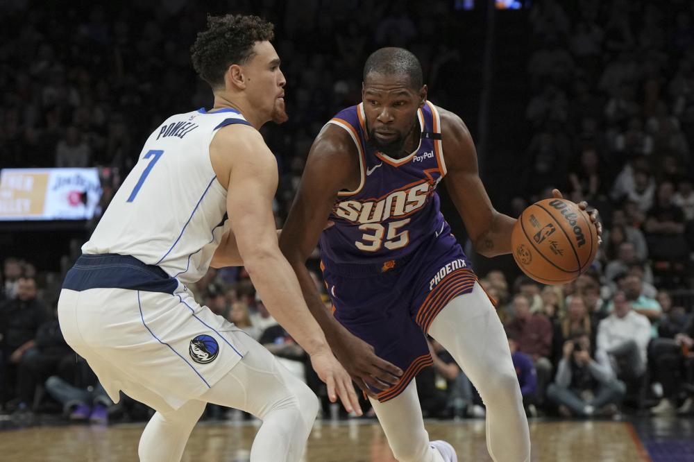 赛季表现稳 赛季表现稳