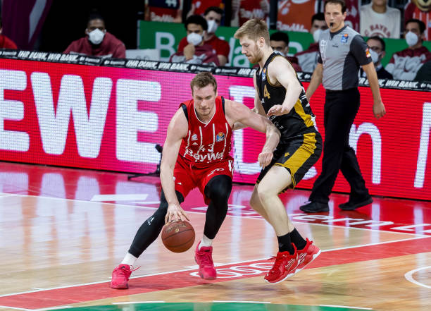 战术的较量 战术的较量