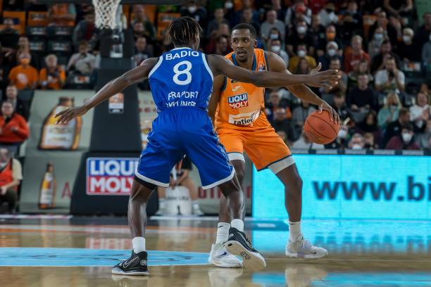 够突破密集 够突破密集