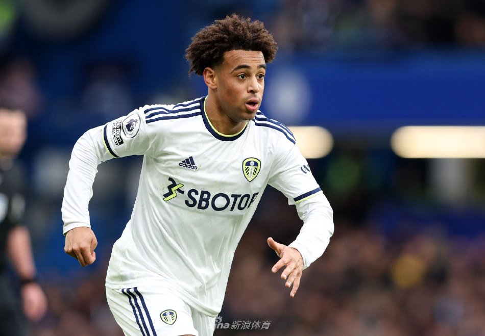 无球跑位智 无球跑位智